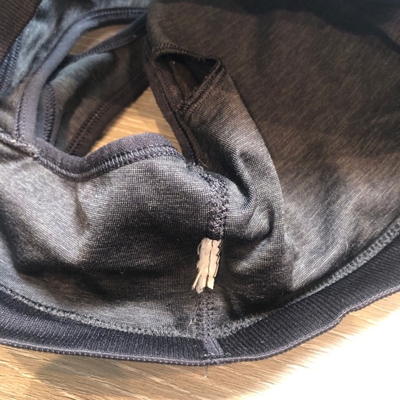 Gymshark Adapt Black Camo Seamless Sports Bra Cross Back Size Small Athletic Gym - Picture 9 of 9